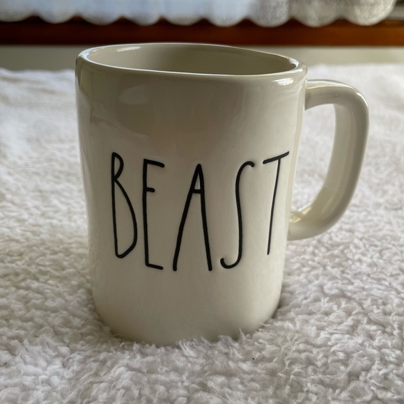Rae Dunn BEAST Mug - Picture 1 of 1